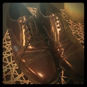 Men's lace up dress shoes